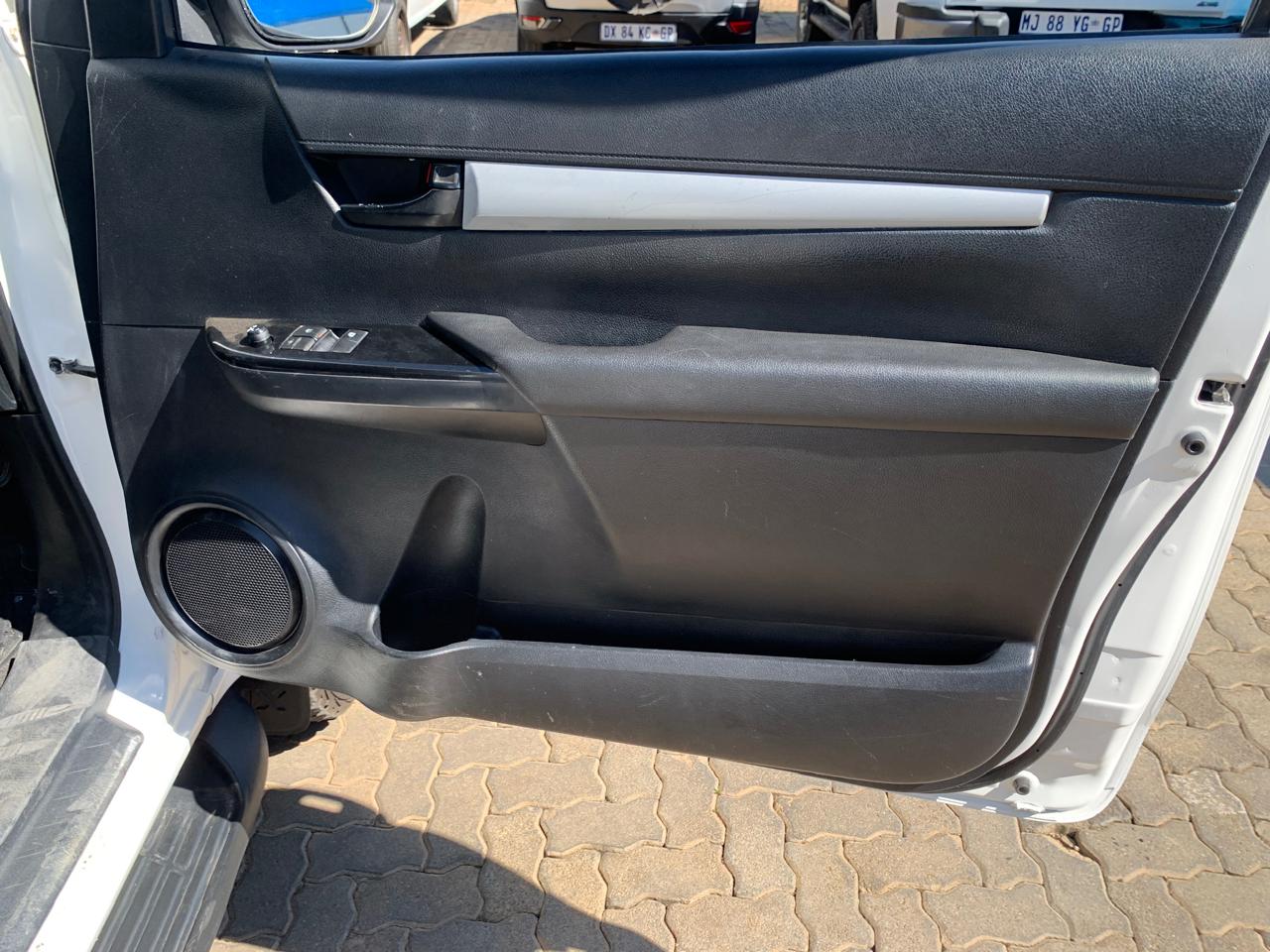 WhatsApp Image 2025-08-22 at 16.06.04 (6)